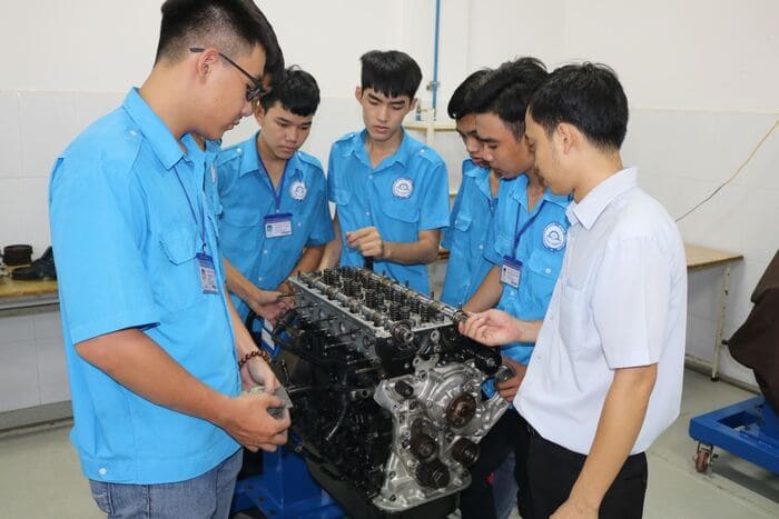hình thức tuyển sinh